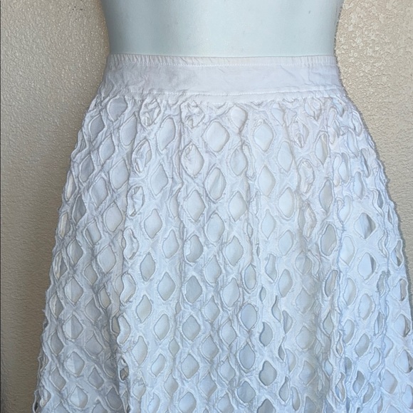 FLOREAT ANTHROPOLOGIE White Mesh Eyelet Skirt, Midi. 6 - Picture 6 of 15